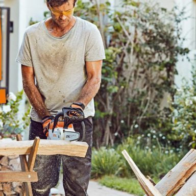 Wegweisende Neuheit: MSA 220 C-B die leistungsstärkste Akku-Motorsäge von STIHL