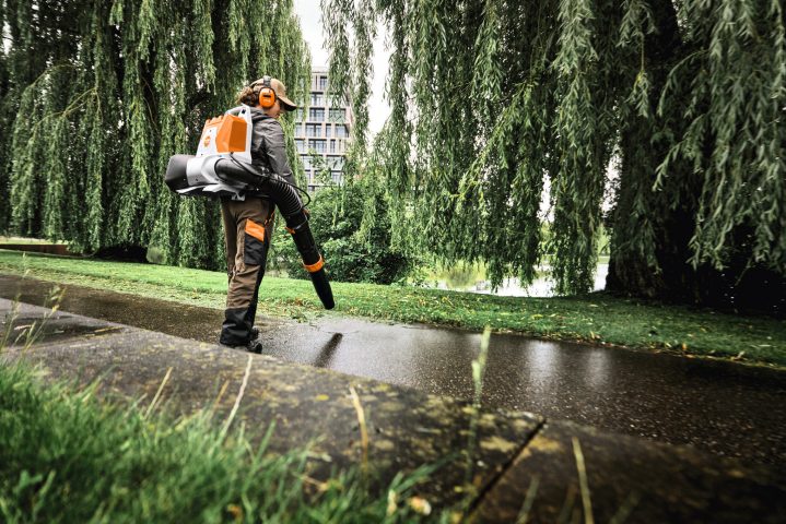 STIHL Akku-Laubbläser BRA 200 - AP-System